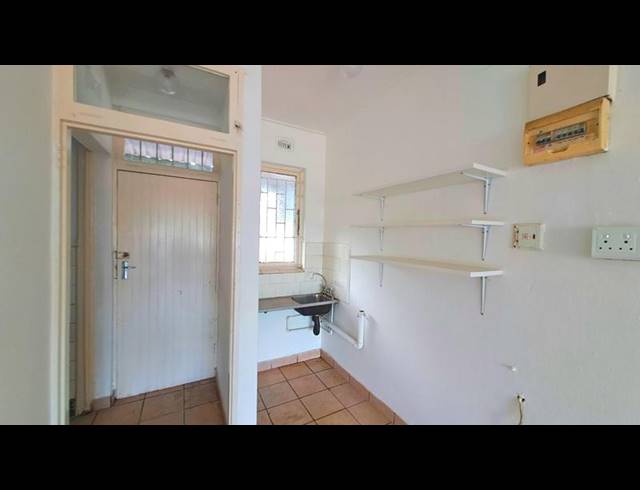 1 BEDROOM PROPERTY TO RENT IN SEA VIEW